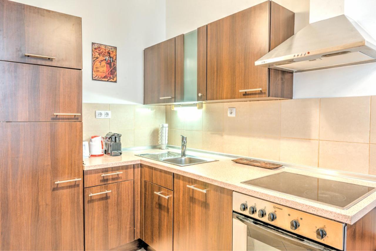 Apartament Center