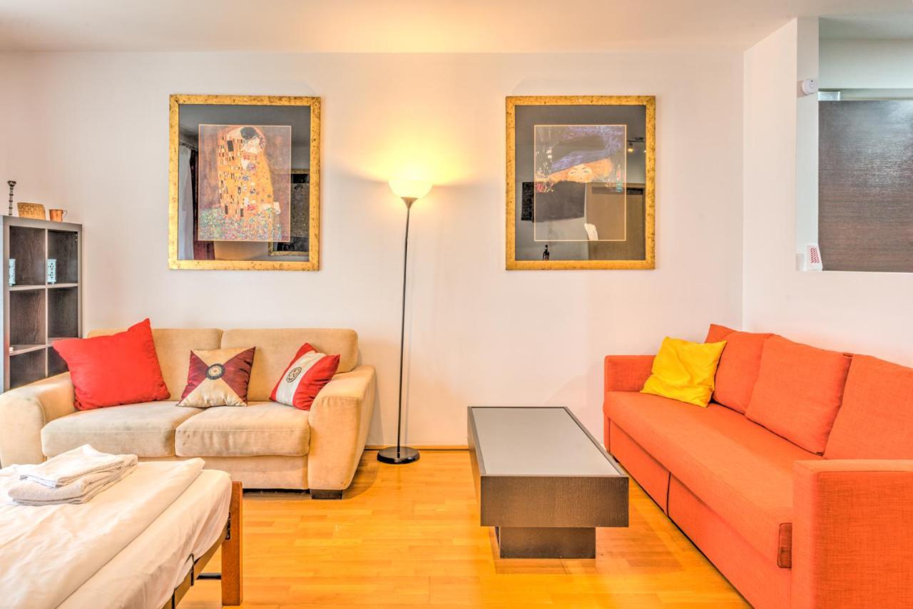 Apartament Center